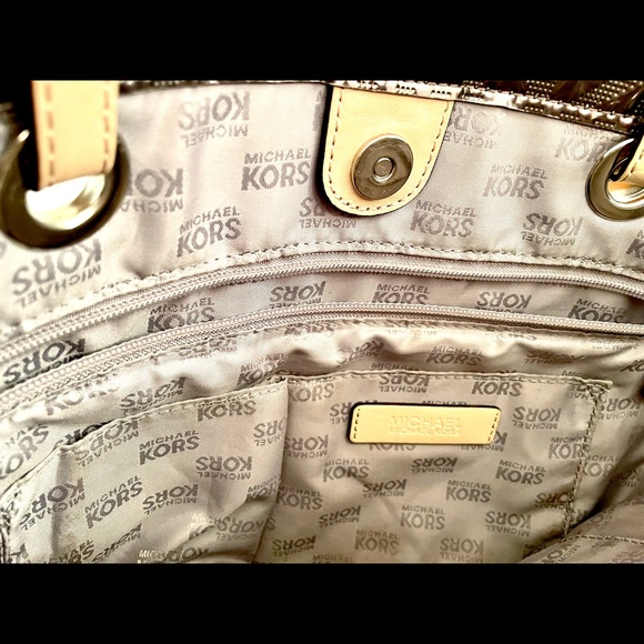 Michael Kors Tote Metalic - Picture 3 of 4
